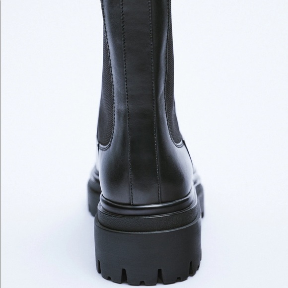 NWT Zara Black Flat Leather Lug Ankle Boots. Size 7.5. - Picture 5 of 10
